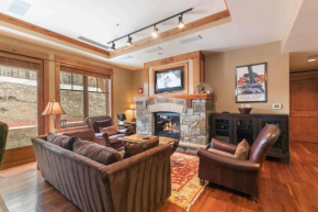 Big Horn Lodge 208 by East West Hospitality Truckee